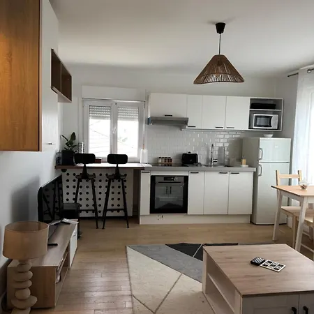 Pyramide Apartamento Argenteuil